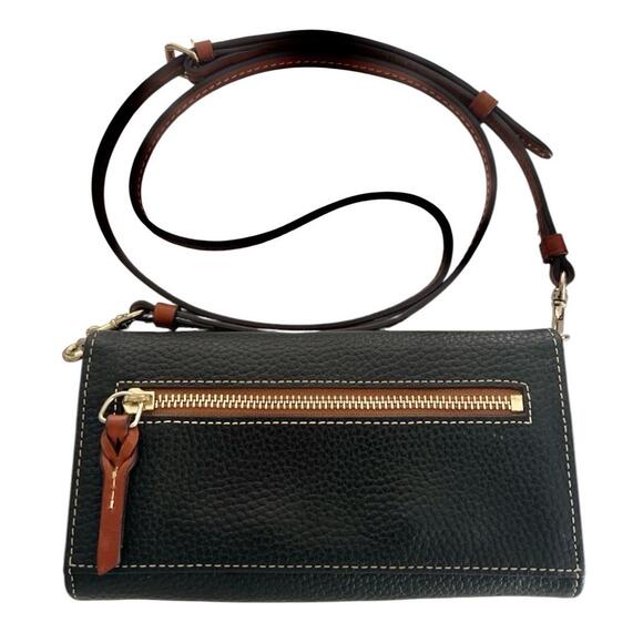 NWOT Dooney & Bourke Wexford Leather Daphne Crossbody Wallet in Black
Perfect! - Picture 2 of 10